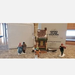 Dickens Village Childe Pond and Skaters